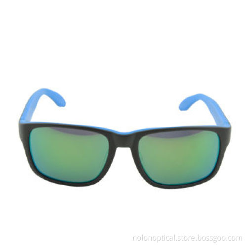Acetate wayfarer sunglasses with wood temple, every size is available